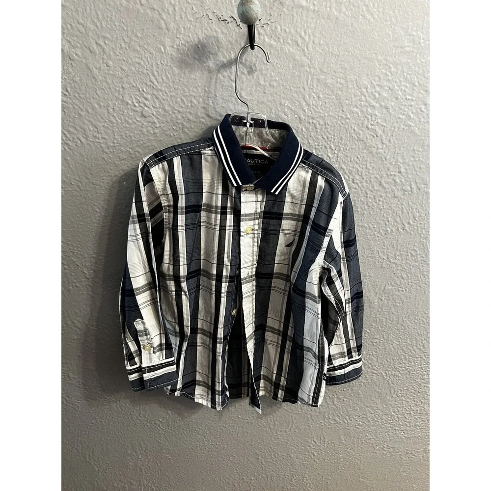 Boys long sleeve button up shirt size‎ 4 Lot Of 2